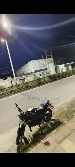সুজুকি গিক্সার ২০২৩
