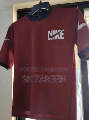 Casual Ladies Nike Drop Shoulder Maroon