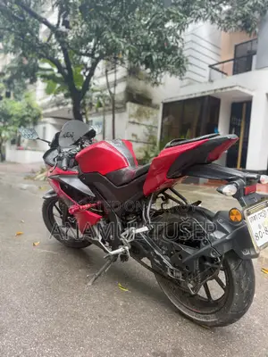 ইয়ামাহা আর১৫ ভি৩ ২০২১ রেড
