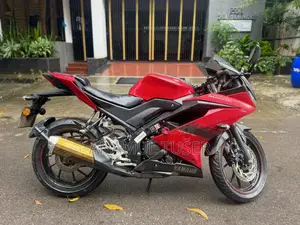 ইয়ামাহা আর১৫ ভি৩ ২০২১ রেড