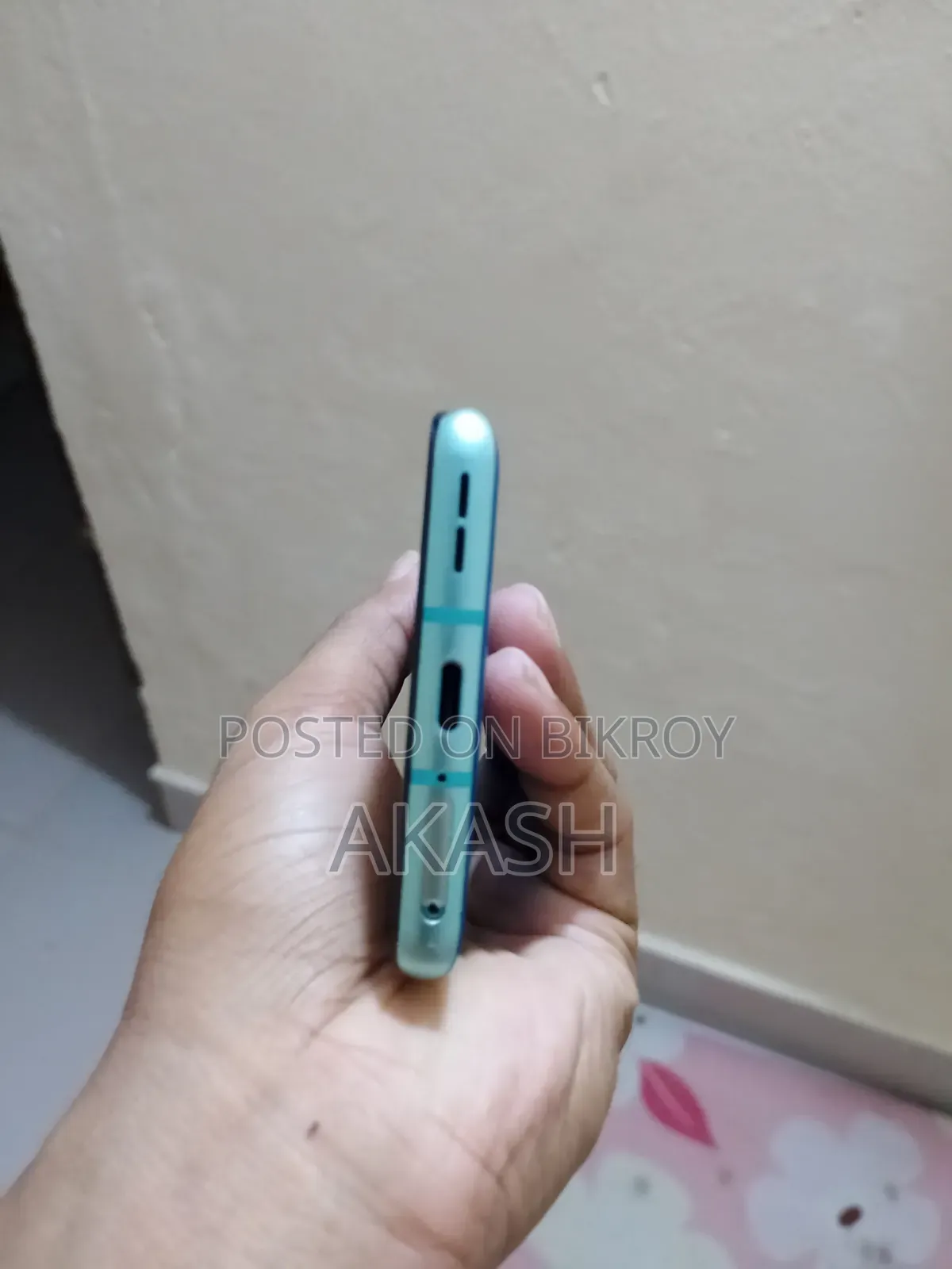 ওয়ানপ্লাস ৮ ১২৮ জিবি নীল