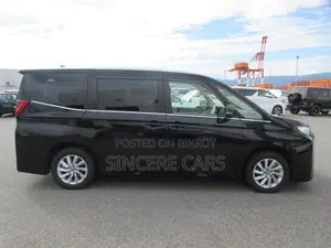 Toyota Noah 2022 Black