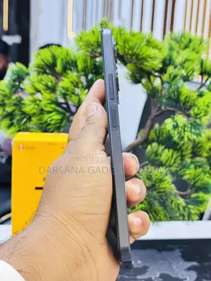 রিয়েলমি নোট ৭০ ১২৮ জিবি কালো