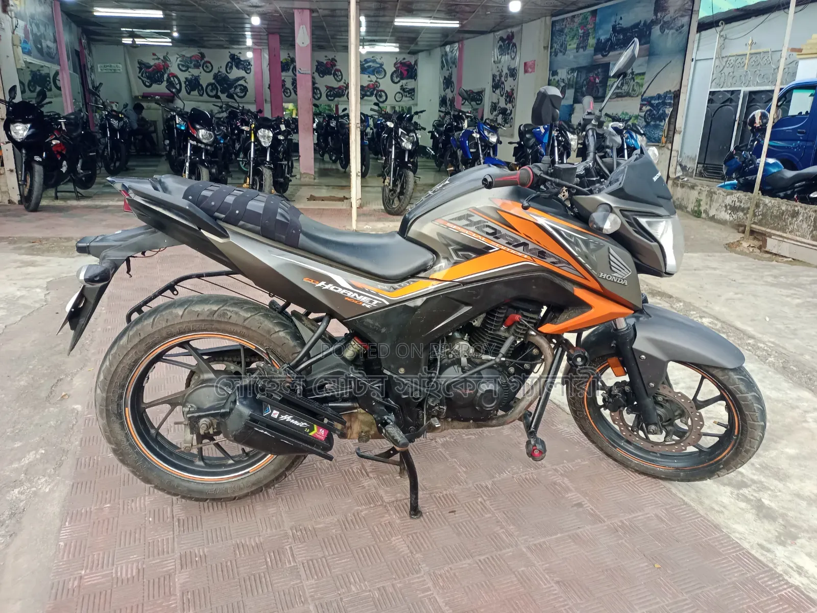 হোন্ডা হর্নেট ২.০ ২০১৯ কালো