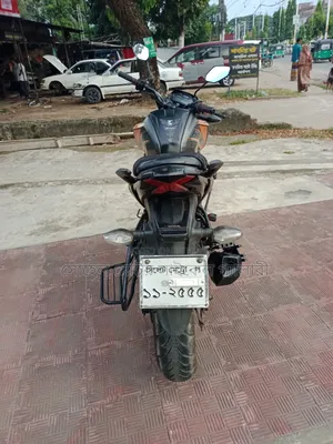 হোন্ডা হর্নেট ২.০ ২০১৯ কালো