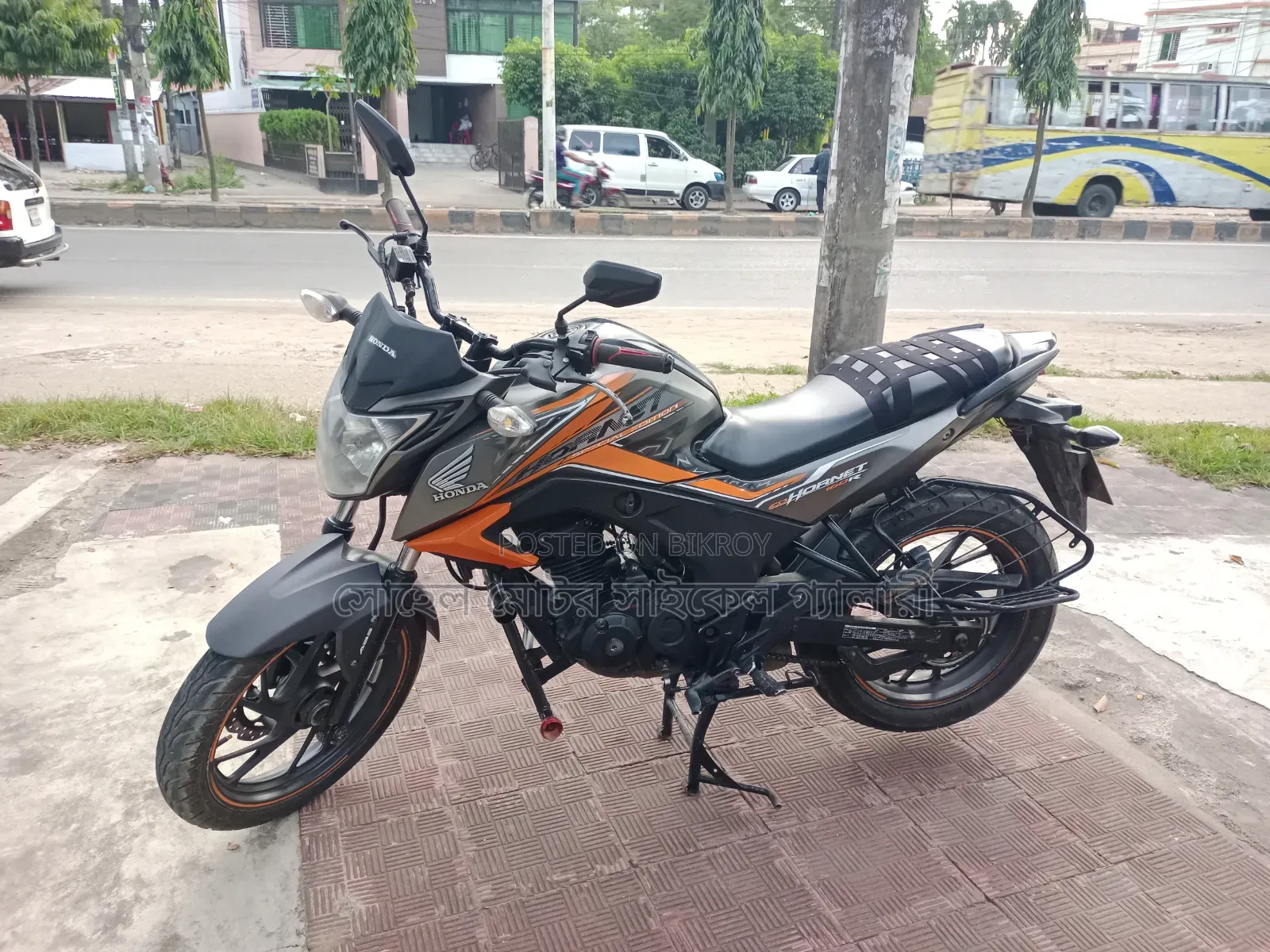 হোন্ডা হর্নেট ২.০ ২০১৯ কালো