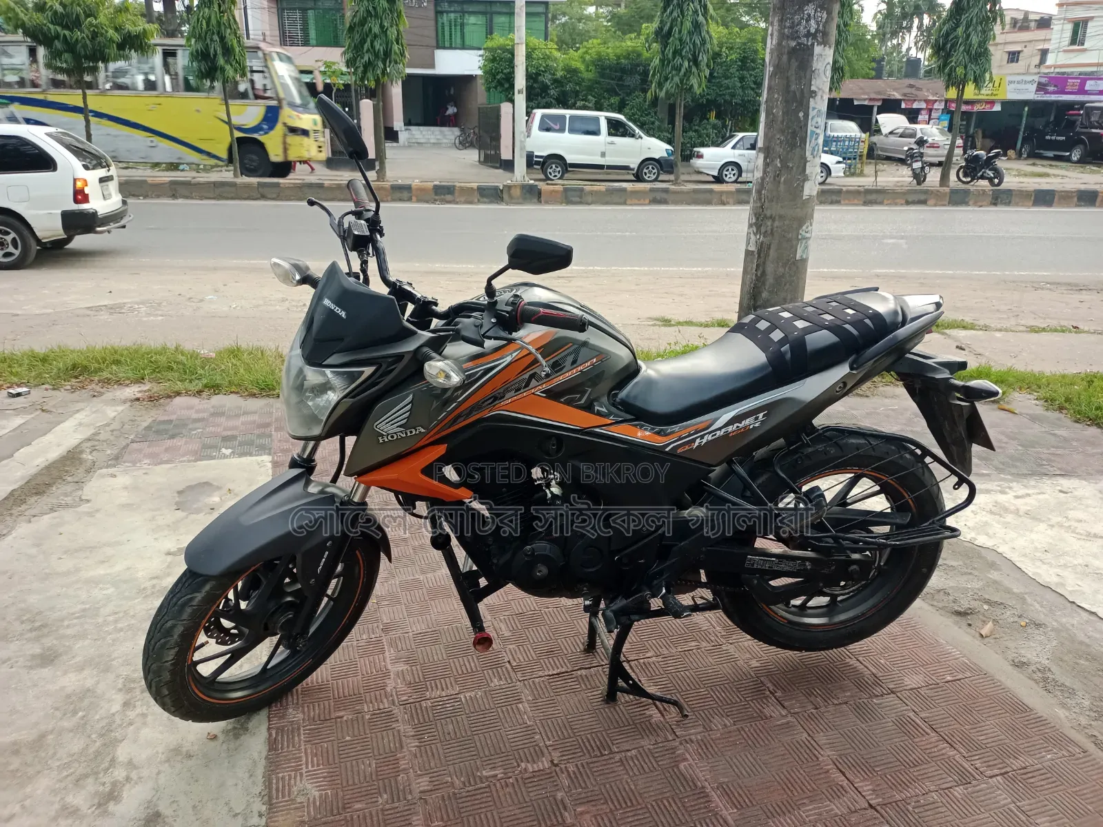 হোন্ডা হর্নেট ২.০ ২০১৯ কালো