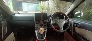 Toyota Rush 1.5 RWD 2009 Beige
