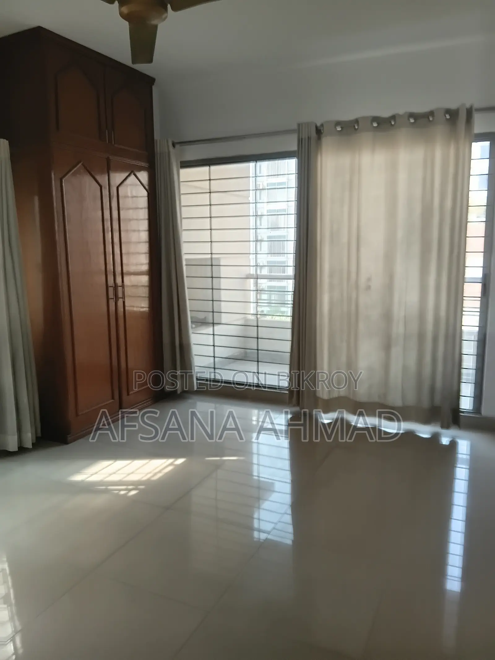 Furnished 4-bedroom Apartment in Baridhara for rent