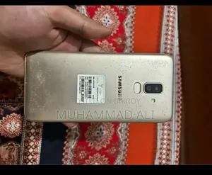 স্যামসাং গ্যালাক্সি জে৮ ৩২ জিবি গোল্ড
