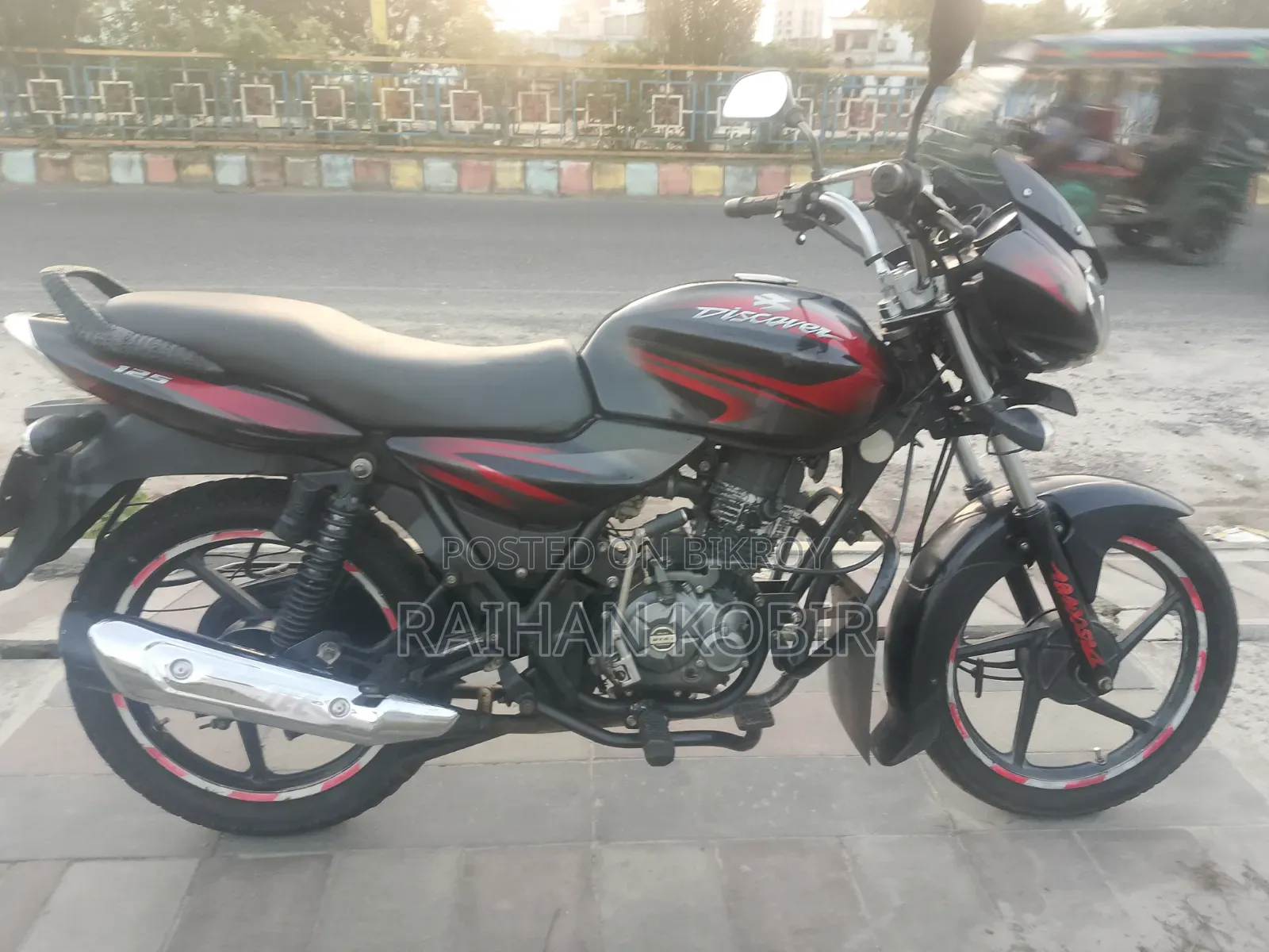 Bajaj Discover 125 2017 Red