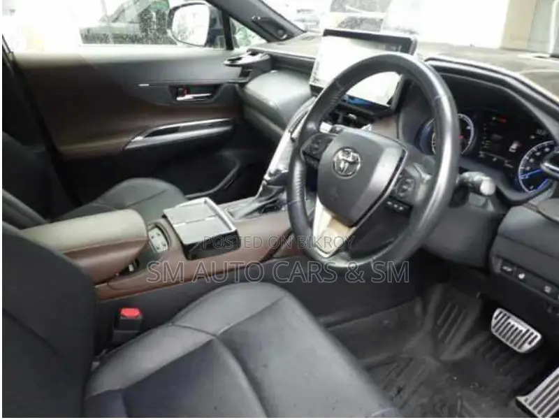 Toyota Harrier 2021 Black