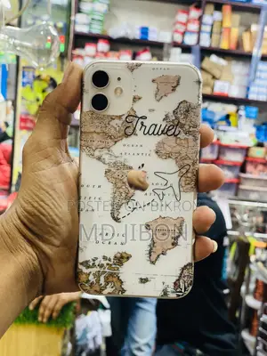 অ্যাপল আইফোন ১১ ১২৮ জিবি হোয়াইট