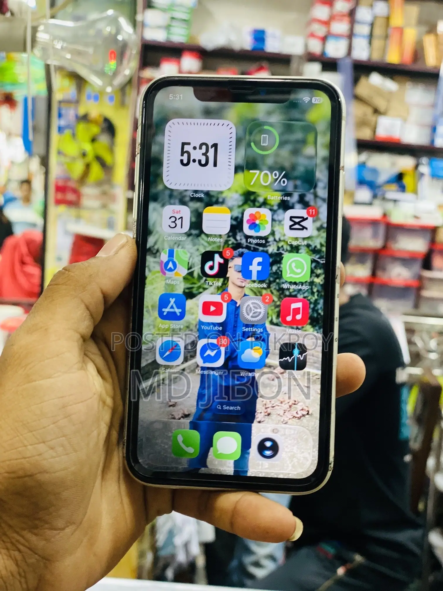 অ্যাপল আইফোন ১১ ১২৮ জিবি হোয়াইট