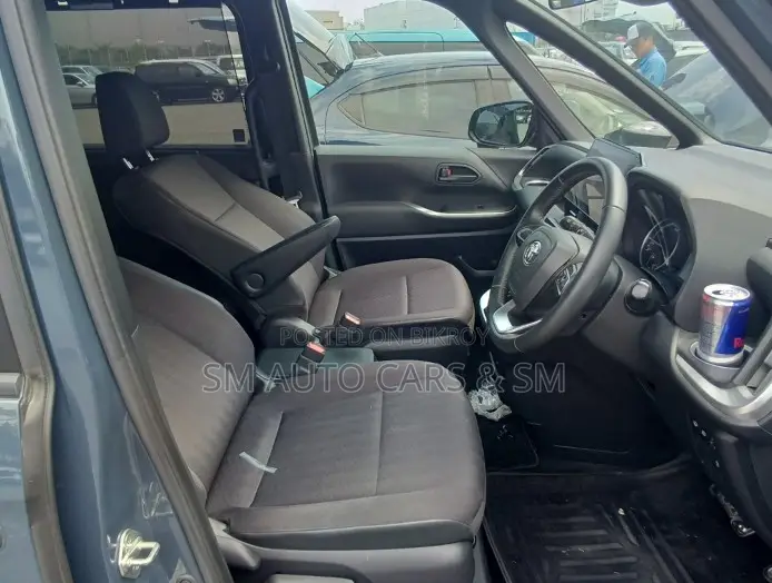 Toyota Voxy Hybrid S-G 2WD 7-Seater 2023 Gray