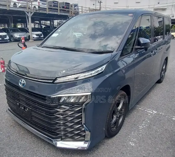 Toyota Voxy Hybrid S-G 2WD 7-Seater 2023 Gray