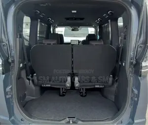 Toyota Voxy Hybrid S-G 2WD 7-Seater 2023 Gray