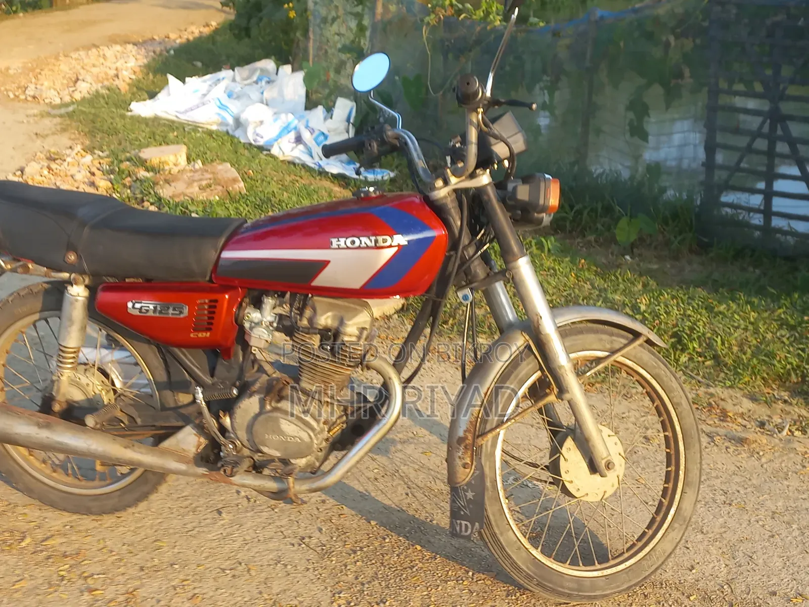 হোন্ডা সিজি ১২৫ ২০০২ লাল