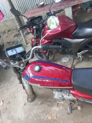 হোন্ডা সিজি ১২৫ ২০০২ লাল