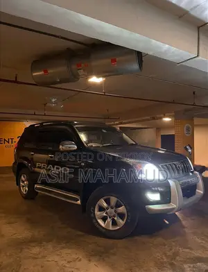 Toyota Land Cruiser Prado 2004 Black