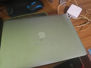 Laptop Apple MacBook Air 2017 8GB SSD 128GB