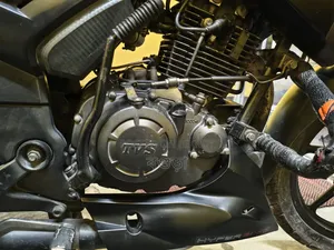 TVS Apache RTR 160 2V 2017 Black