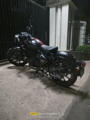 Royal Enfield Classic 350 2025 Black