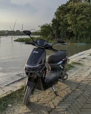 মোটরসাইকেল ২০২৬ কালো