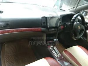 টয়োটা প্রমিও ২০০৩ সিলভার