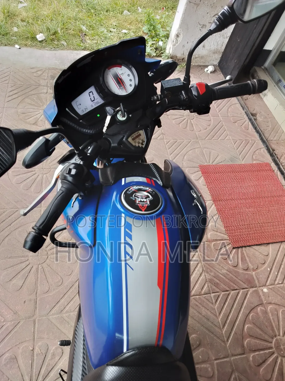 টিভিএস আপাচি আরটিআর ১৬০ টুভি ২০২২ নীল
