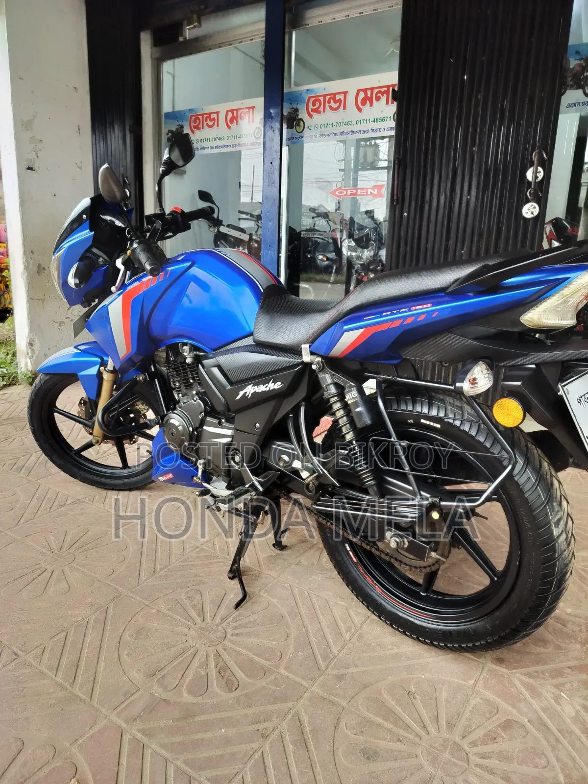 টিভিএস আপাচি আরটিআর ১৬০ টুভি ২০২২ নীল