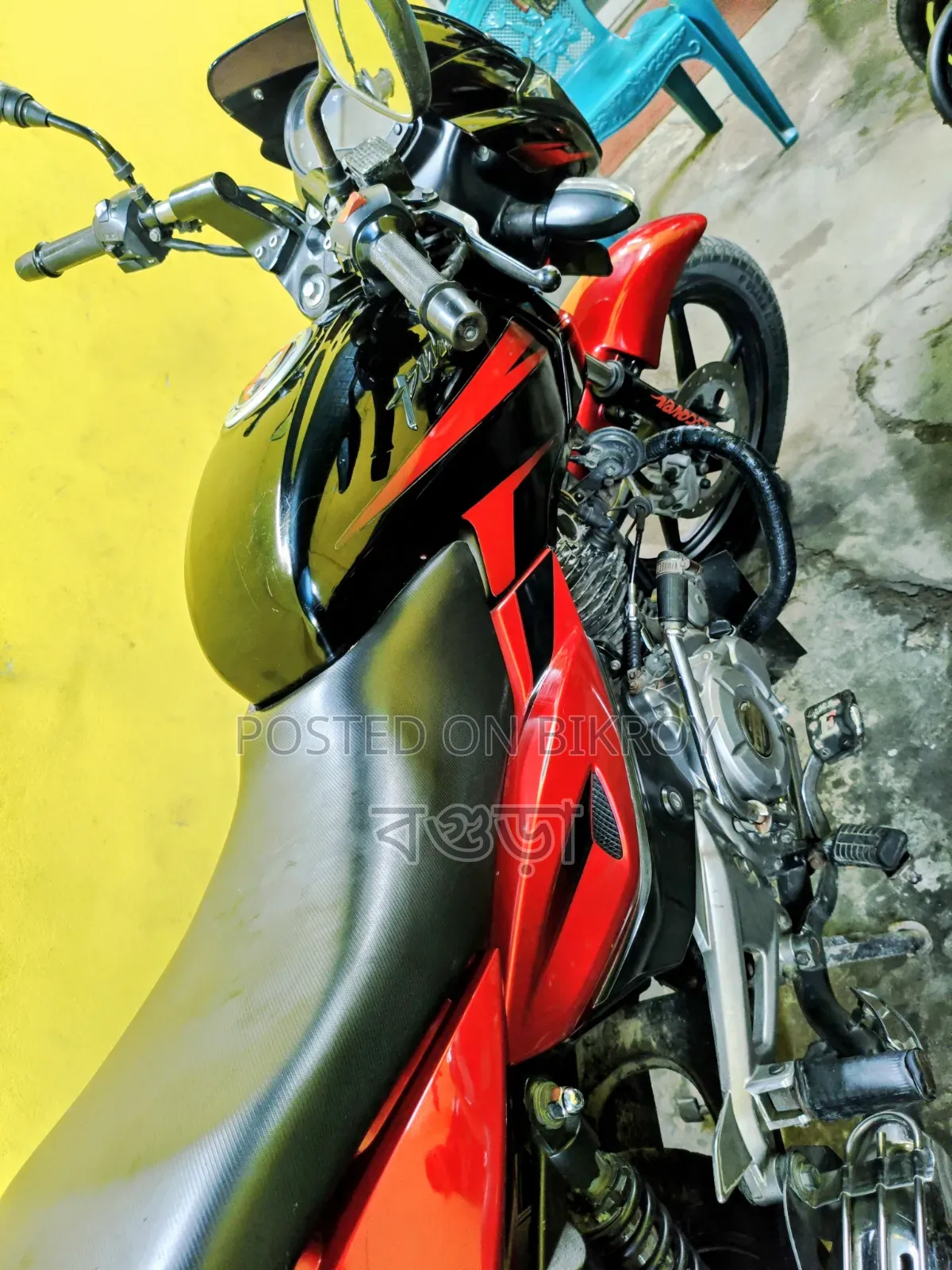 Bajaj Pulsar 150 2016 Red