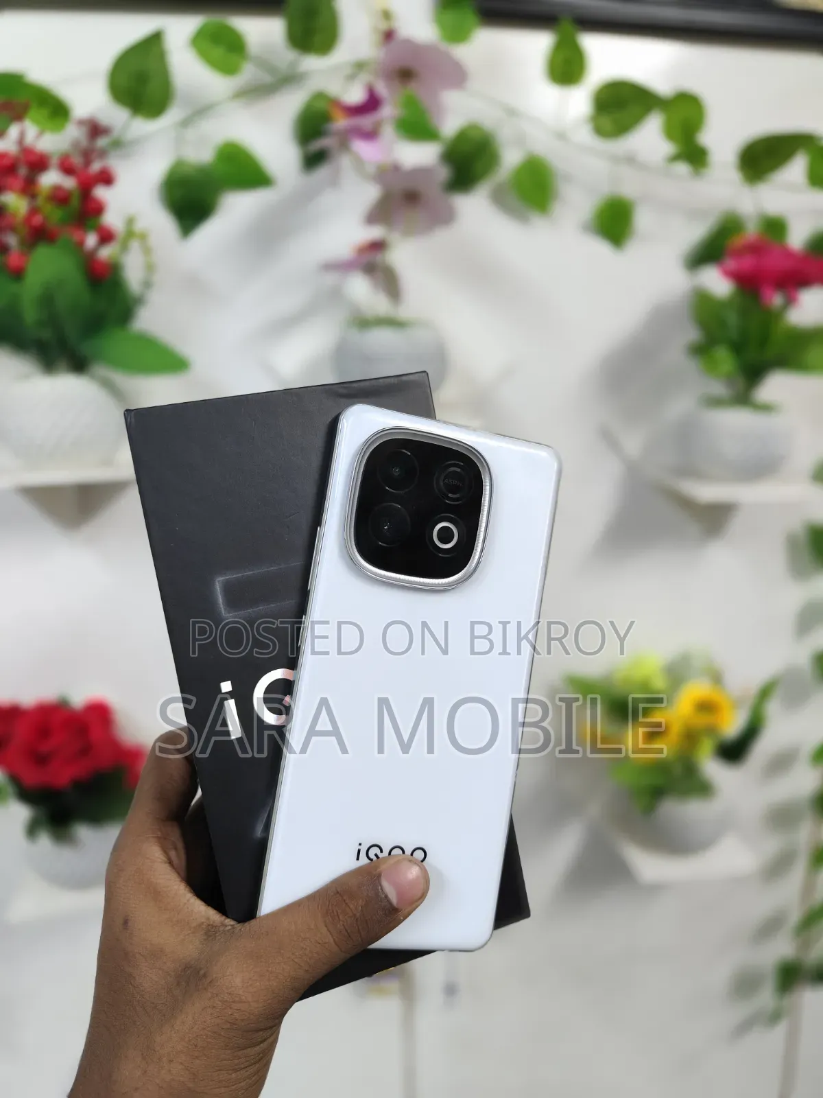 Vivo iQOO Z10 Turbo+ 256 GB সাদা