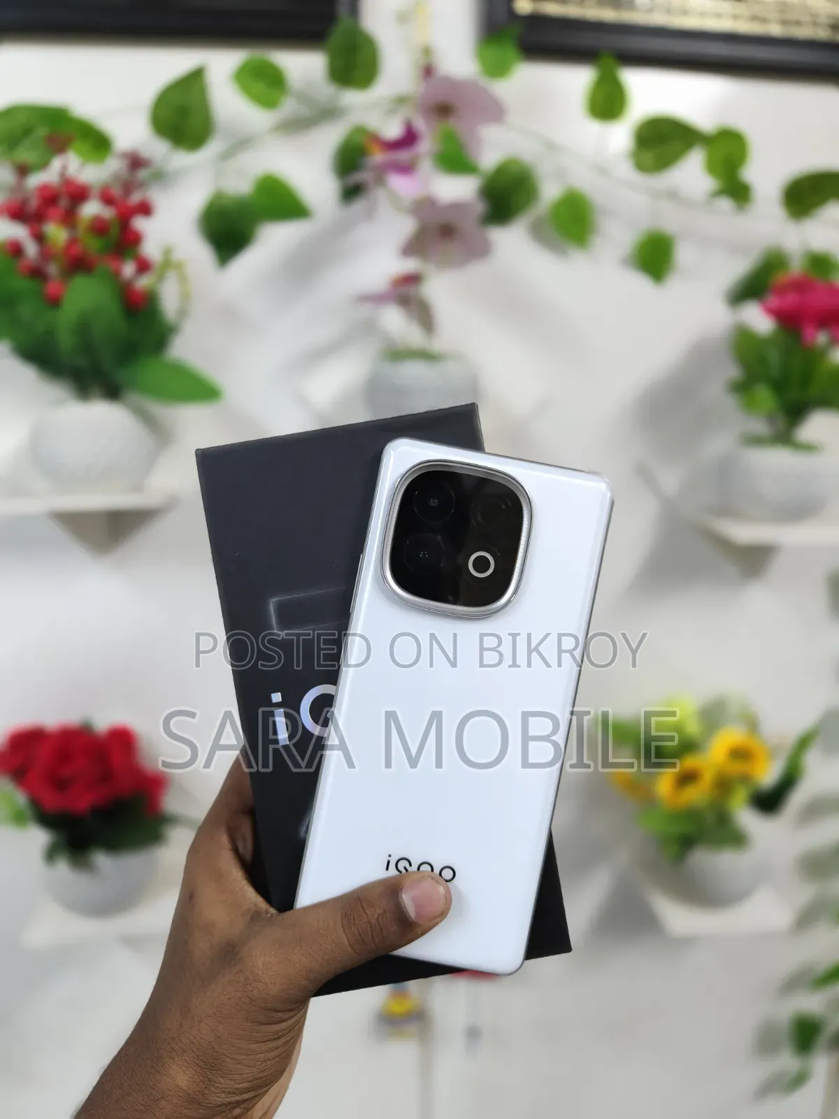 Vivo iQOO Z10 Turbo+ 256 GB সাদা