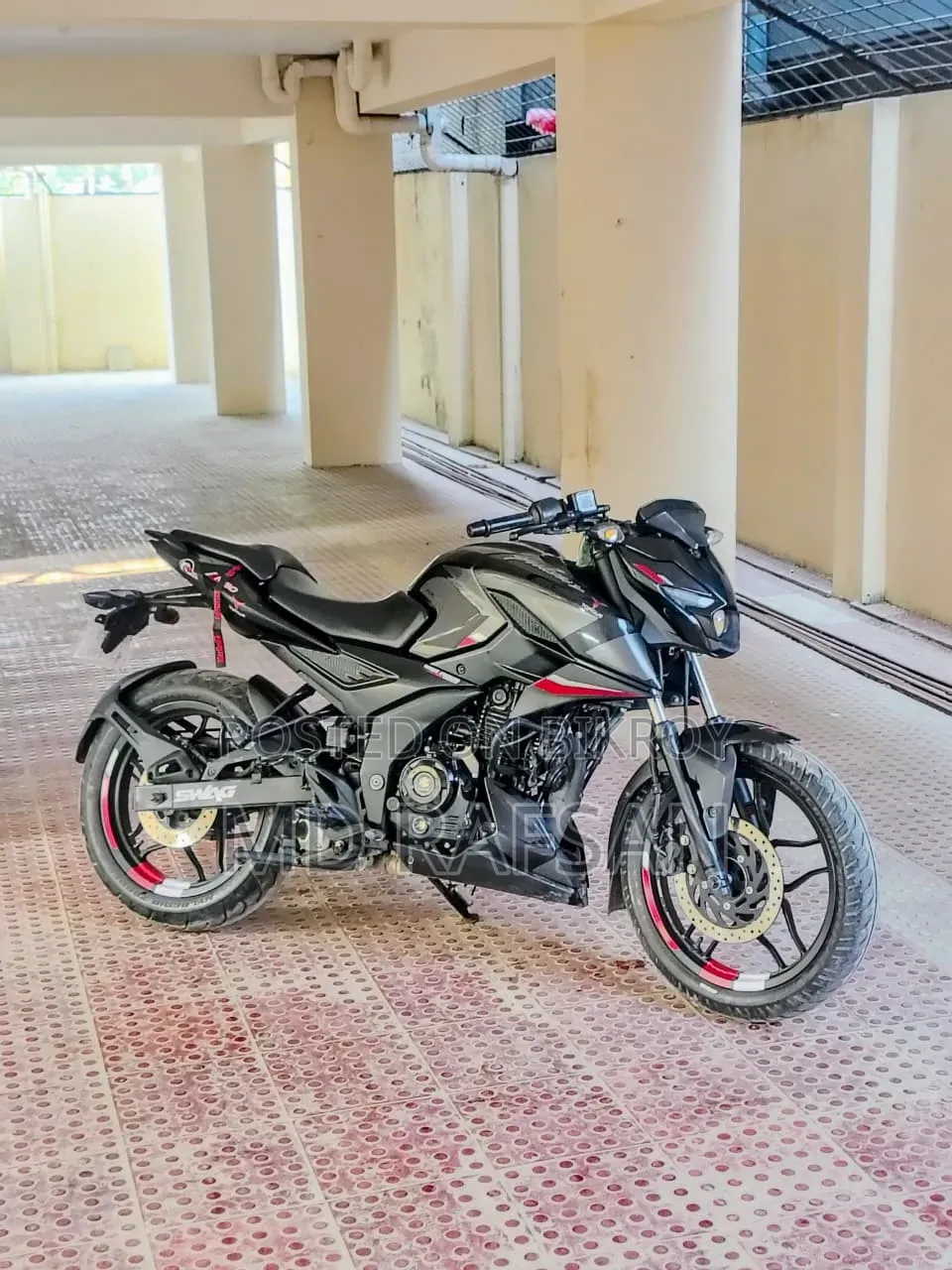 New Bajaj Pulsar N160 2024 Black