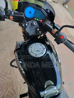 বাজাজ পালসার ১৫০ ২০২০ কালো