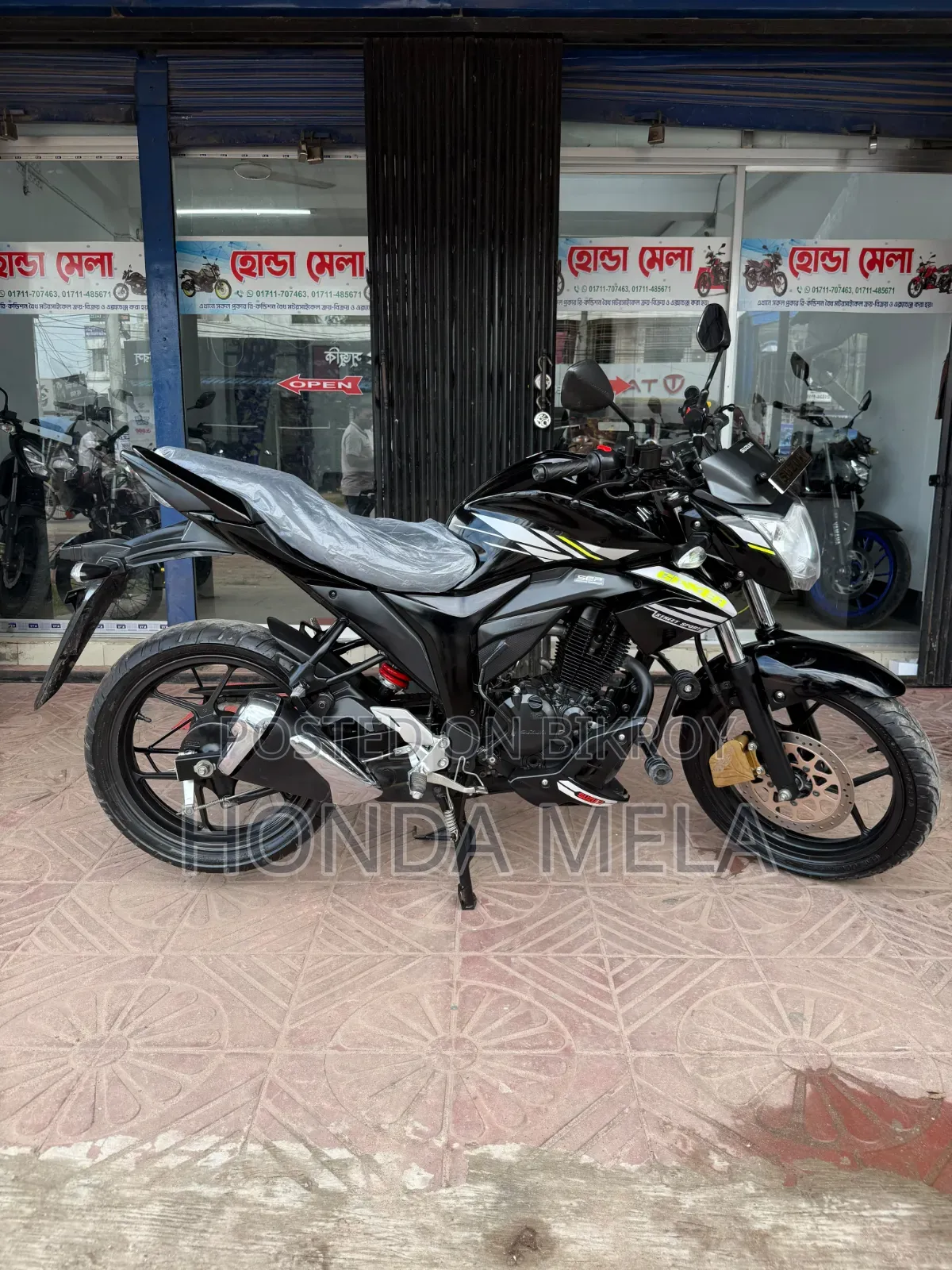 Suzuki Gixxer 2025 Black