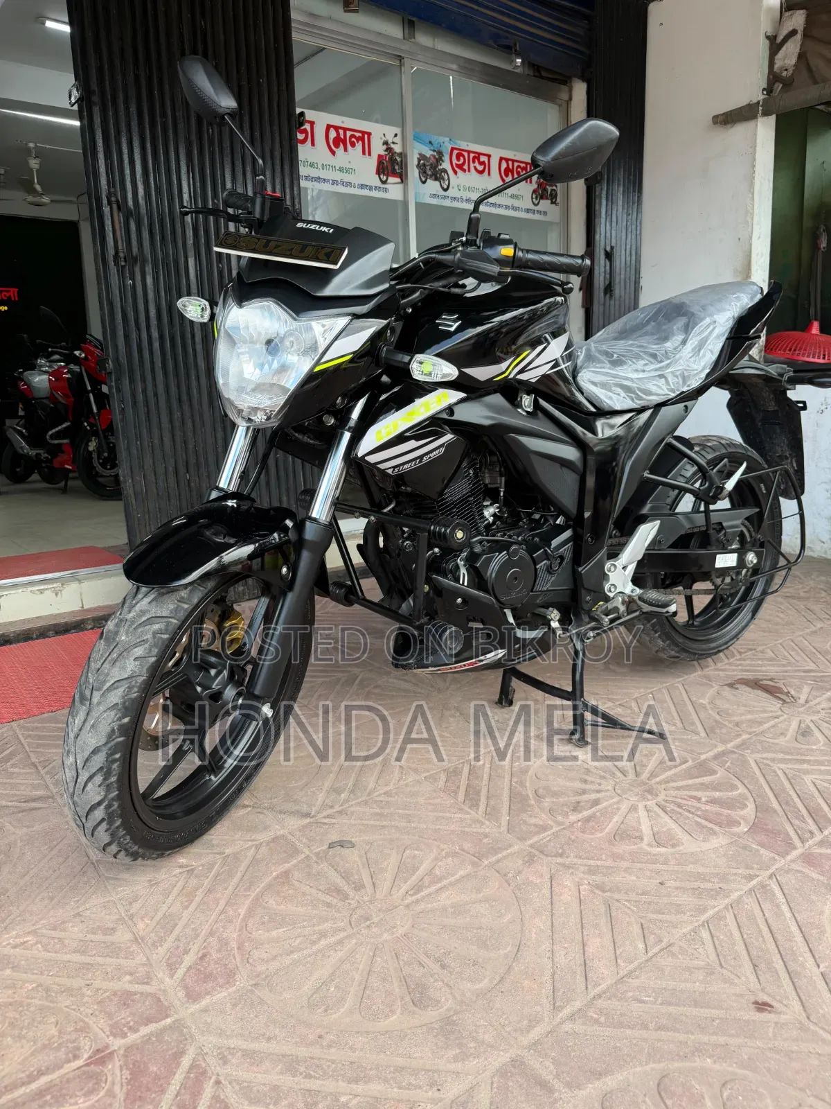 Suzuki Gixxer 2025 Black