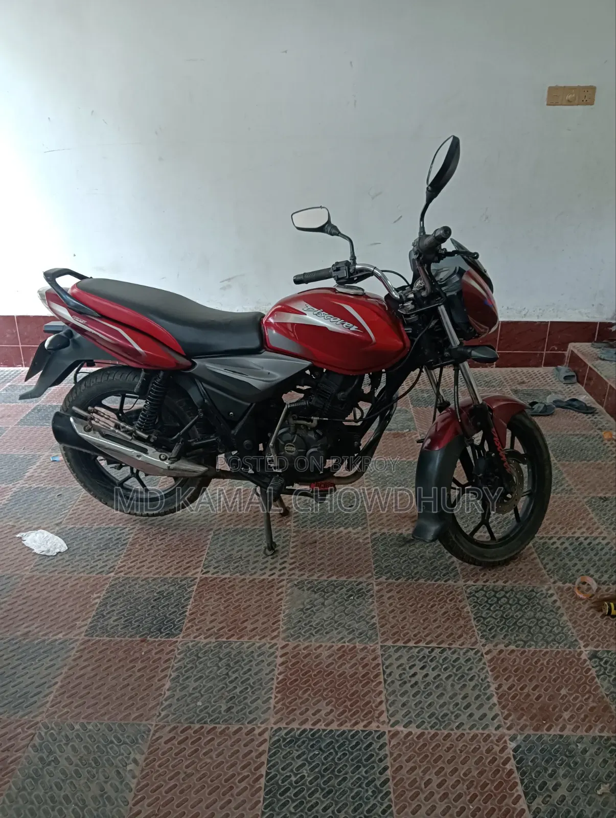 Bajaj Discover 125 2019 Red