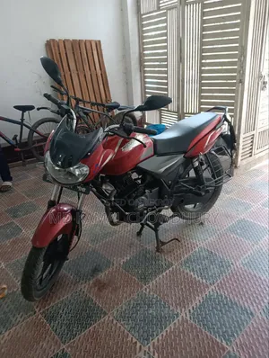 Bajaj Discover 125 2019 Red