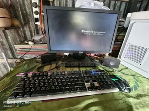 Desktop Computer Dell 4GB Intel Core i5 SSD 512GB