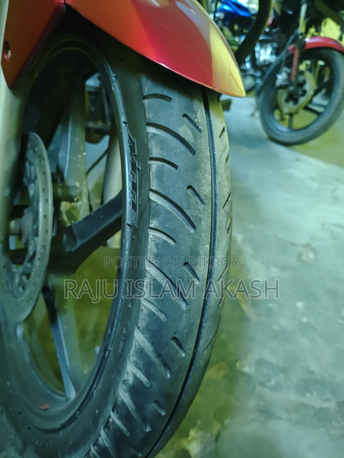 হিরো হাংক ২০১৮ লাল