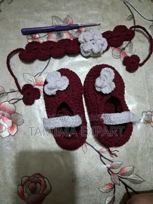 বাচ্চাদের কুশিকাটার জুতা হেয়ার ব্যান্ড