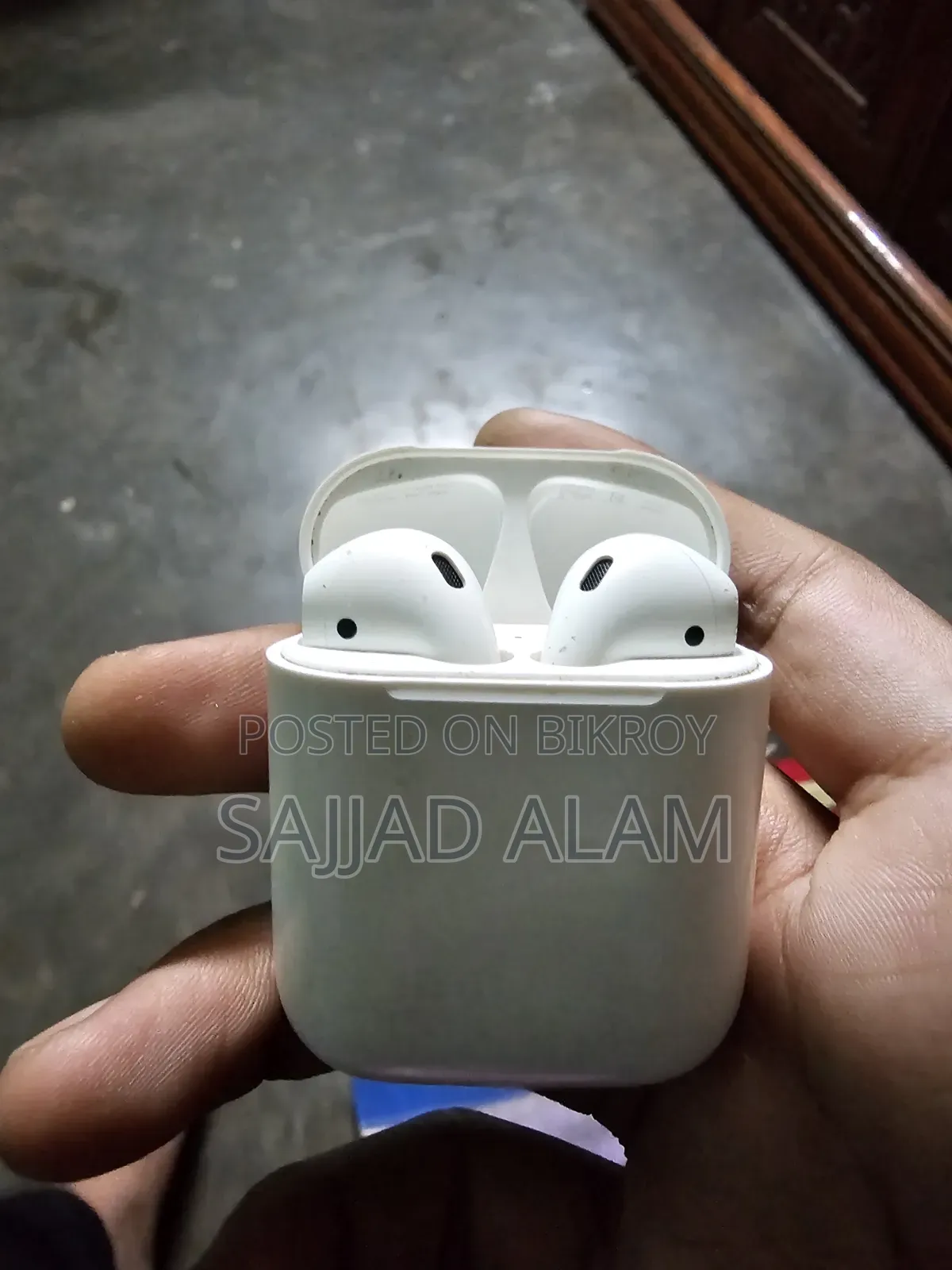 AirPods Generation 2