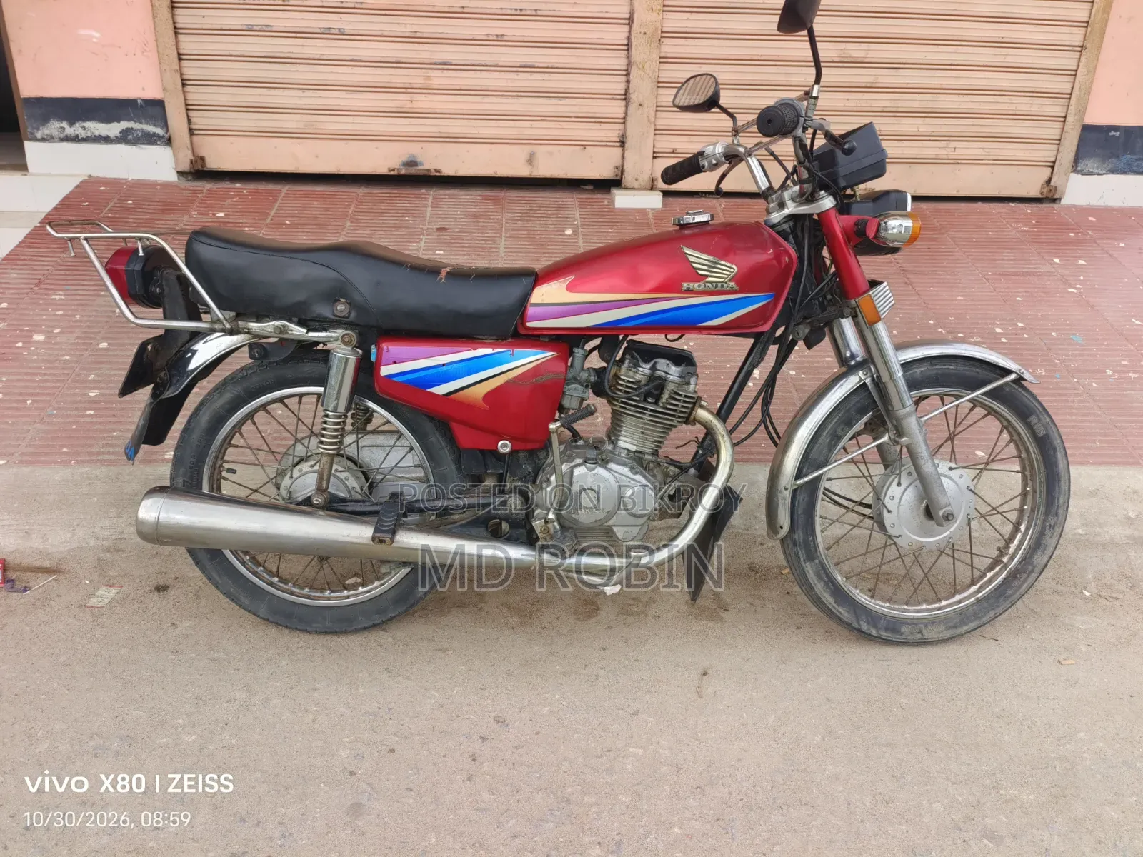 হোন্ডা সিজি১১০ ২০১১ রেড
