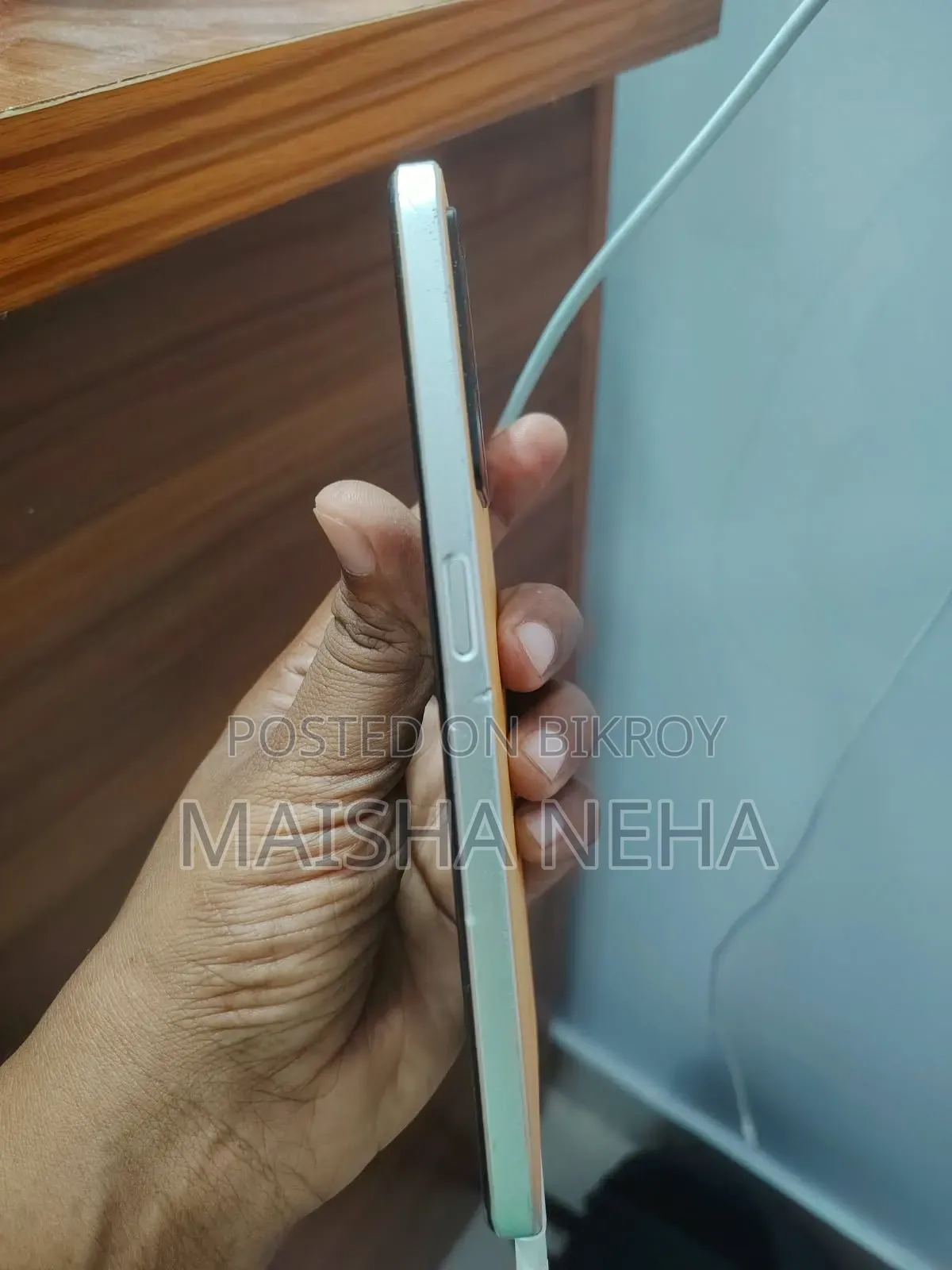 ওপ্পো এ৭৭ ১২৮ জিবি ইয়েলো