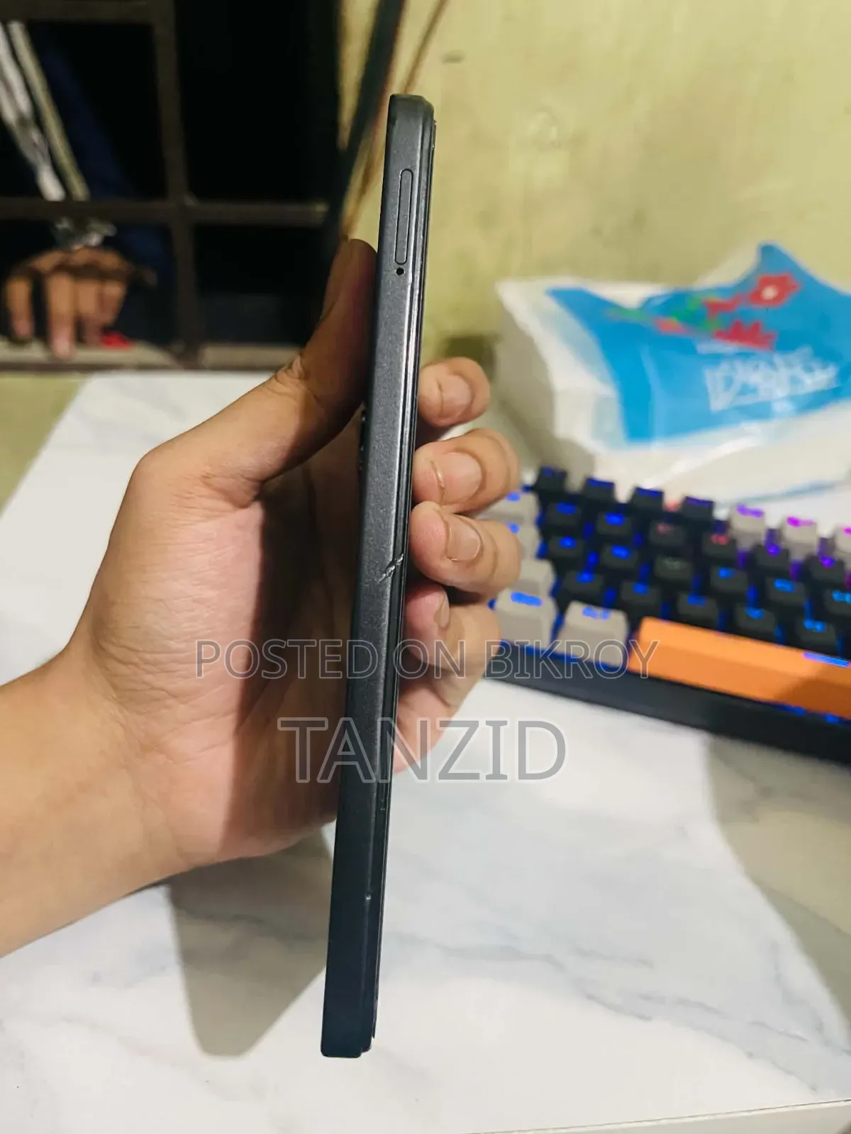 ইনফিনিক্স হট ৬০আই ২৫৬ জিবি ব্ল্যাক