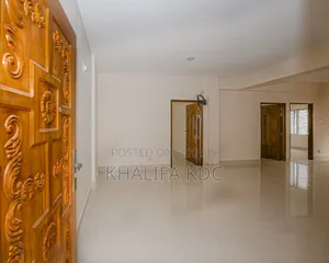 বকাশ টাওয়ার, চাঁদ উদ্যানে আসবাবপত্রসহ ৪-বেডরুমের অ্যাপার্টমেন্ট বিক্রির জন্য