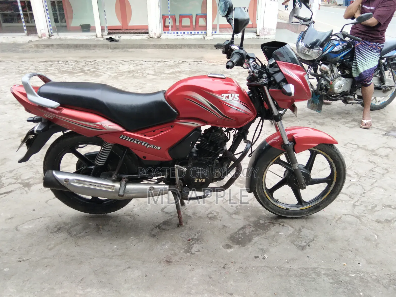 TVS Metro 2015 Red