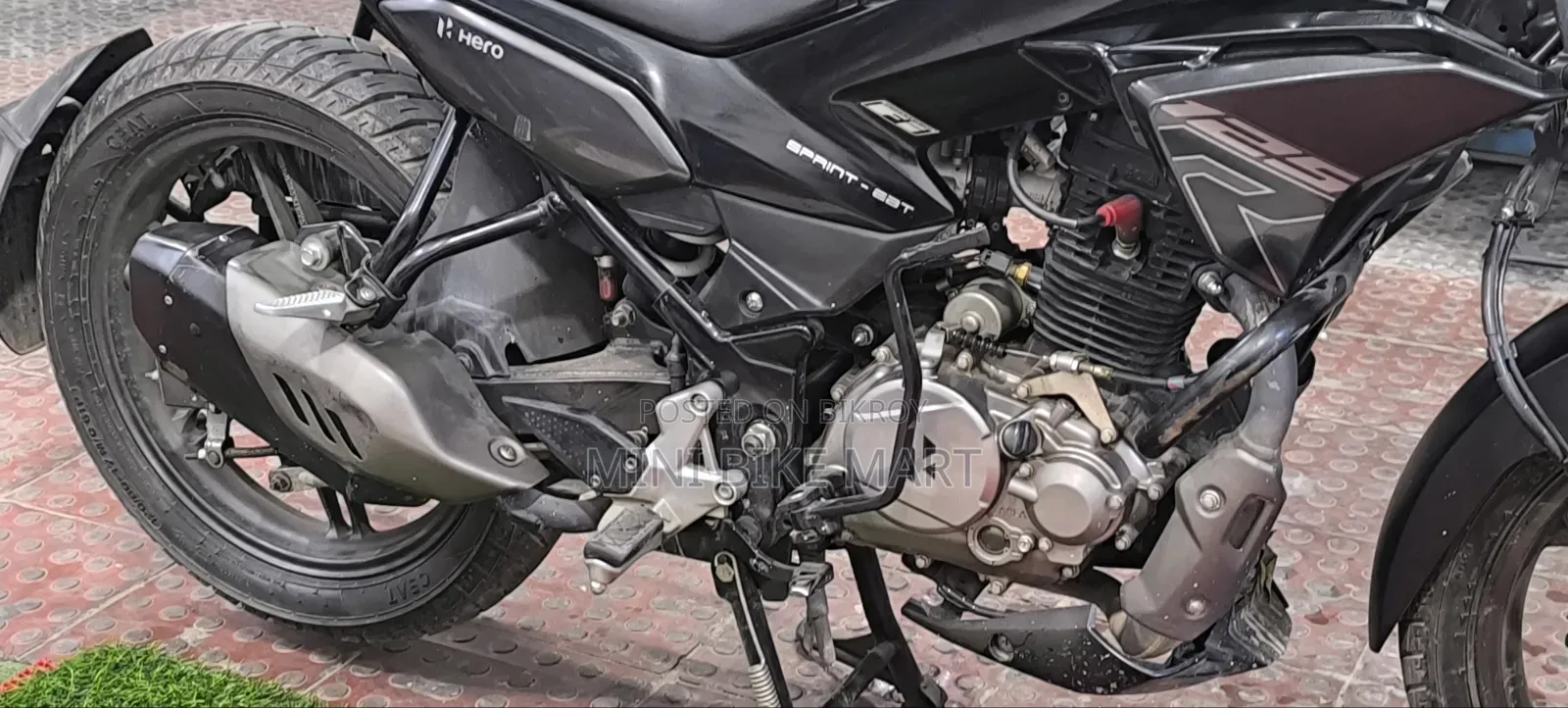 Hero Xtreme 125R 2025 Black